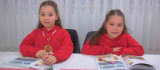 8 yaşındaki şampiyon ikizler matematikte dünyayı dize getirdi