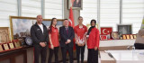 Başkan Beyoğlu şampiyonları kabul etti