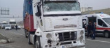 Bingöl'de kamyon ile minibüs çarpıştı: 1 yaralı