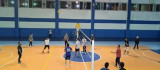 Çermik'te öğretmenler arası voleybol turnuvası