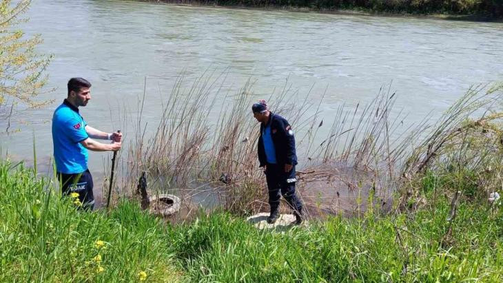 Dicle Nehri'nde sualtı görüntüleme cihazı ile ceset arandı