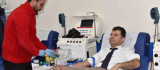 Diyarbakır'da hastane personeli ve vatandaşlar kan bağışında bulundu