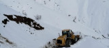 Diyarbakır'da karla mücadele devam ediyor