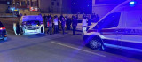 Diyarbakır'da kavşakta kontrolü kaybedilen otomobil takla attı