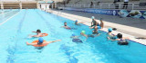 Diyarbakır'da otizmli bireyler için yüzme dersi başladı
