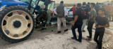 Diyarbakır'da traktör ile otomobil çarpıştı: 5 yaralı