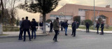 Diyarbakır'da üniversite personeline araçtan ateş açıldı: 1 yaralı