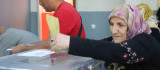 Diyarbakır'da vatandaşlar oy kullanmaya başladı