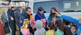 Diyarbakırlı sağlıkçılar, Adıyaman'daki depremzede çocukları unutmadı