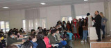 DÜ'de 'Hukukta çocuk hakları ve hukuk alanında kariyer fırsatları' konferansı