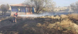 Elazığ'da ot yangını paniğe neden oldu