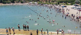 Hazar Gölü'ndeki plajlar Ege ve Akdeniz'i aratmıyor