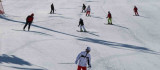 Hesarek Kayak Merkezi'ni 3 hafta içinde 25 bin kişi ziyaret etti