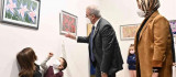 Karaloğlu ailesi, 'Ebru Sanatının Minik Kalplerden Yansıması' sergisini açtı