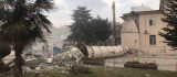 Malatya'da ağır hasarlı yapılar yıkılıyor