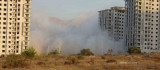 Malatya'da yüksek katlı binaların patlayıcı ile yıkımı sürüyor