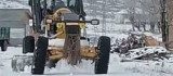 Tunceli'de kardan kapanan 15 köy yolunu açmak için çalışma başlatıldı